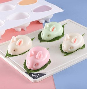 Private label gummy silicone mold with branded cavity geometry