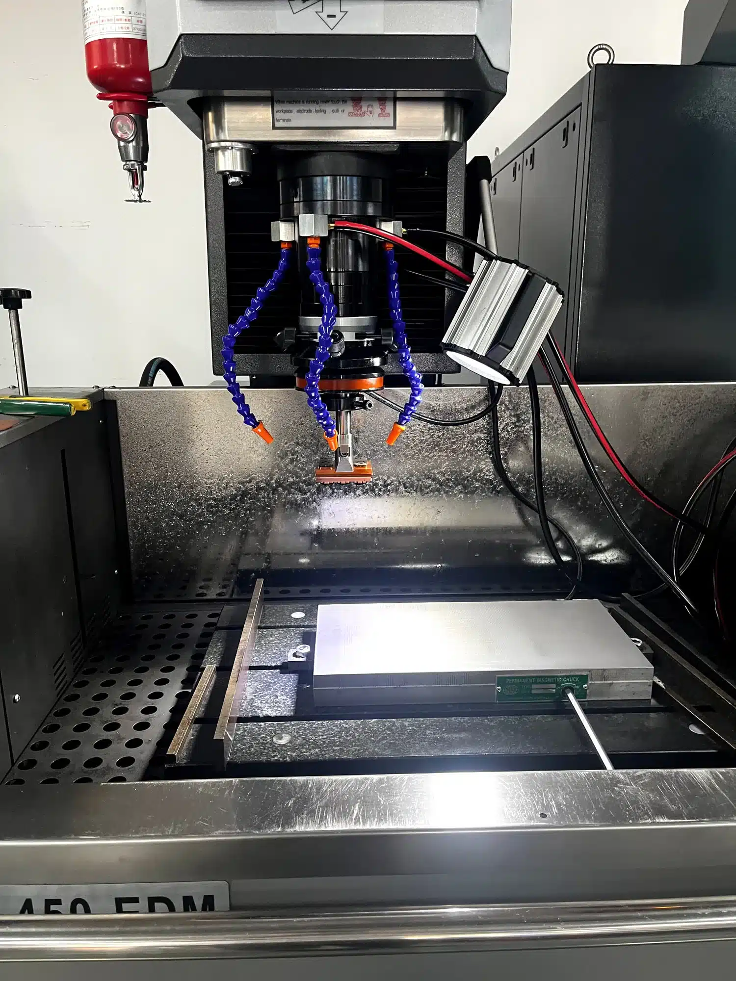 QC measurement of custom silicone mold dimensions