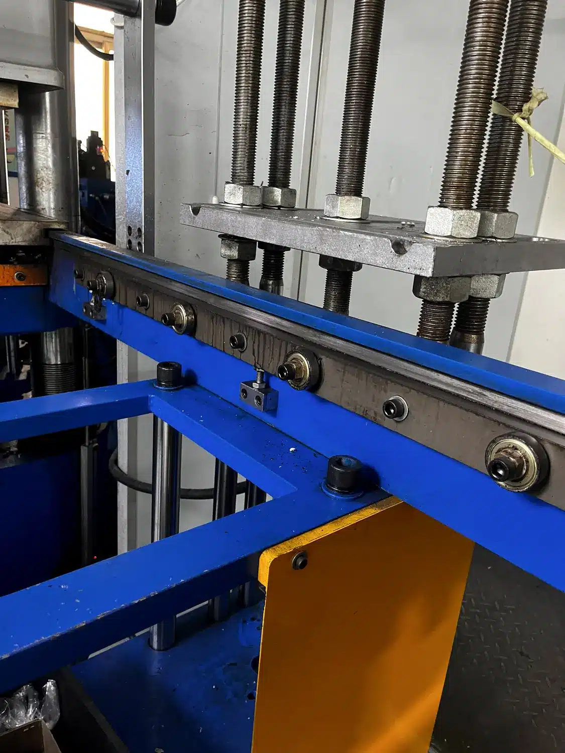 Production scheduling board and curing racks in mold workshop